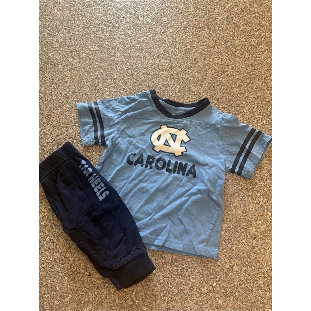 Colosseum Athletic Carolina Tar Heels 2 Piece Outfit Infant 12-18 Month Blue